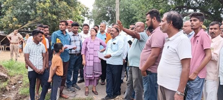 Chief Minister Model Composite School will be built in Salempur, measurement has started