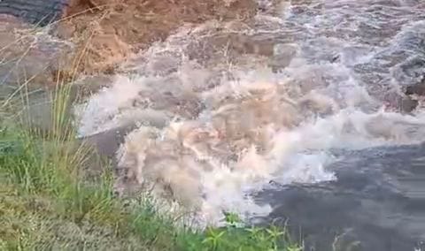 Nohar feeder canal broke, 300 acres of crops flooded