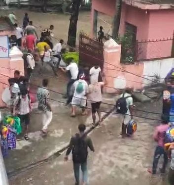 Seven prisoners who escaped from Taulihawa jail were caught from Khunuwa border
