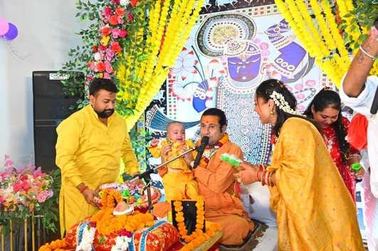 God is bound by love: Vashishtha Maharaj