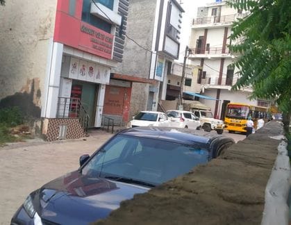 The CBI team continued to question the management and staff at the nursing college till 11.30 pm