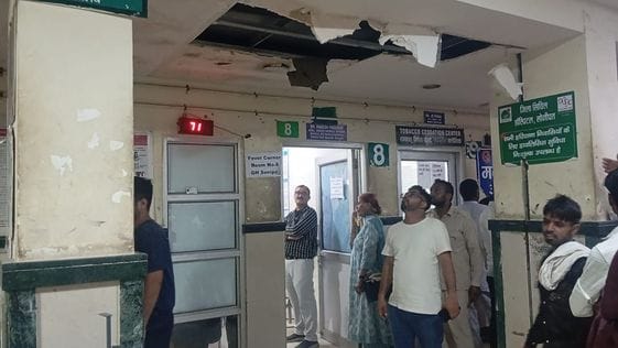 PVC ceiling collapsed outside physician's room in hospital