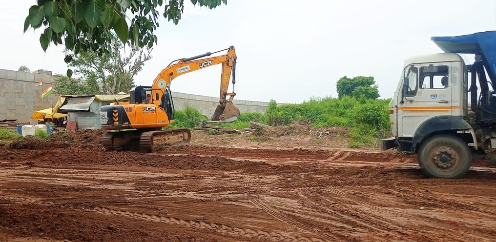 Ganga Expressway: Administration accused of forcefully acquiring land