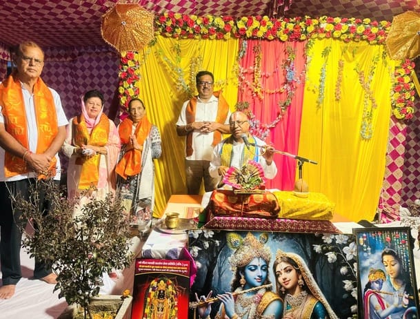 Vishnu pad dham is described in Shrimad Bhagwat Katha