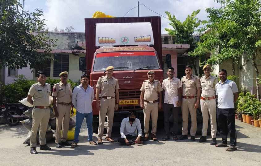 मेवाड़ से मारवाड़ तस्करी के लिए गोगुन्दा- पिंडवाड़ा हाईवे को तस्करों का रास्ता माना जाता है।