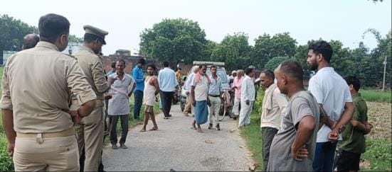 Mason's body found hanging from a neem tree
