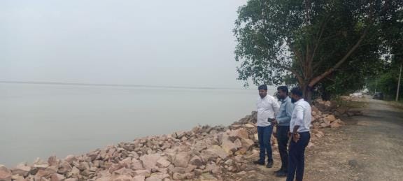 Gandak swelled again...water discharge crossed one lakh cusecs