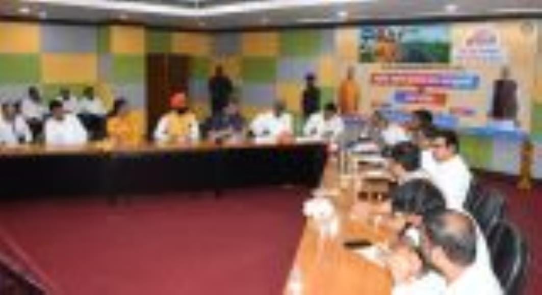Emphasis was laid on phased implementation of schemes