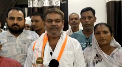 Congress district president taken into custody, kept under house arrest for 14 hours