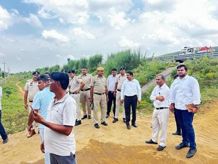 Action against illegal dhabas and parking