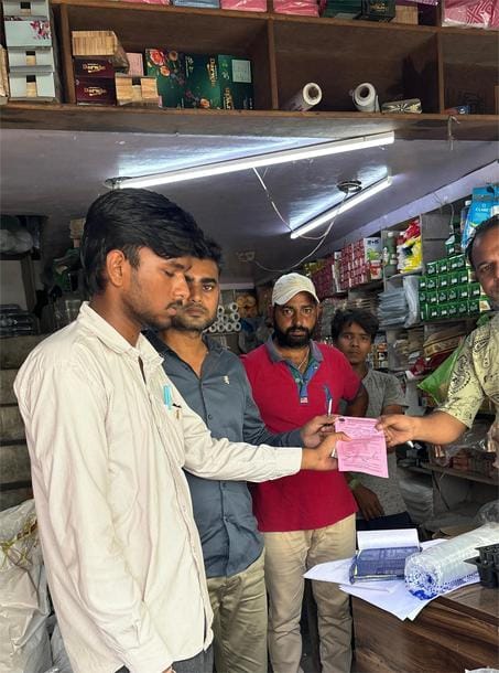 50 kg single use plastic seized from 6 shops, fined Rs 84000