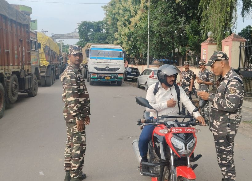 Situation is becoming normal on Nepal border, life is returning to normal