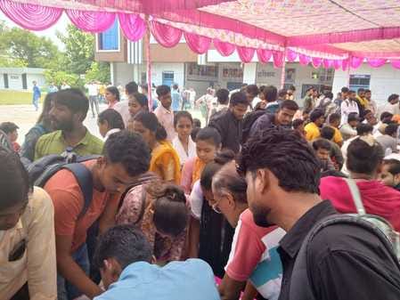 Bangalore and Ahmedabad did not like the salary of Rs 15 thousand