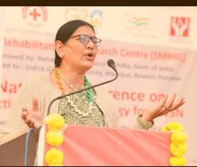 Folk singer Dr. Krishna Arya will hoist the flag of Haryanvi culture in Indonesia