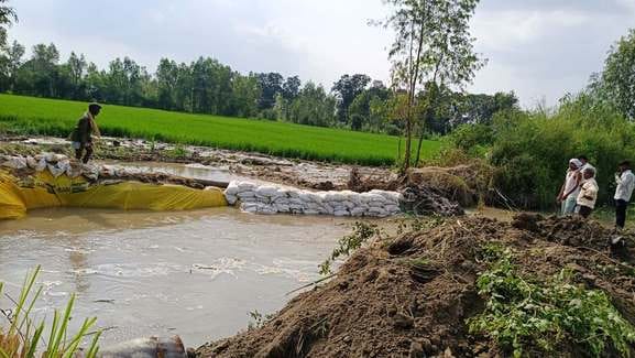 Repair of drain continues, water of Rajbaha stopped