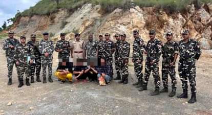 Four prisoners who escaped from Nepal jail were caught while trying to enter India