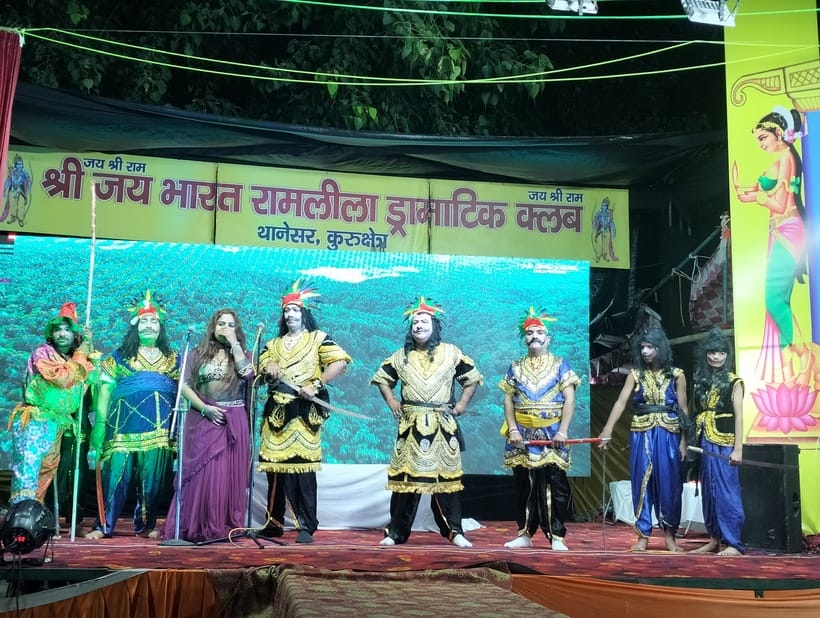 Lakshman cuts off Shurpanakha's nose, the audience burst into laughter