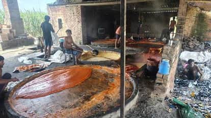 Bijnor: Young man fell into the cauldron of boiling juice while making jaggery, died in Rishikesh AIIMS