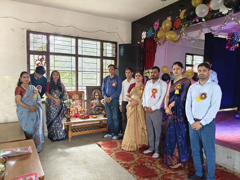 Akshit-Rimpi were selected as Mr. and Miss Fresher