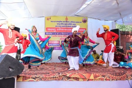 Haryanvi folk dance in full swing at Falgu Festival
