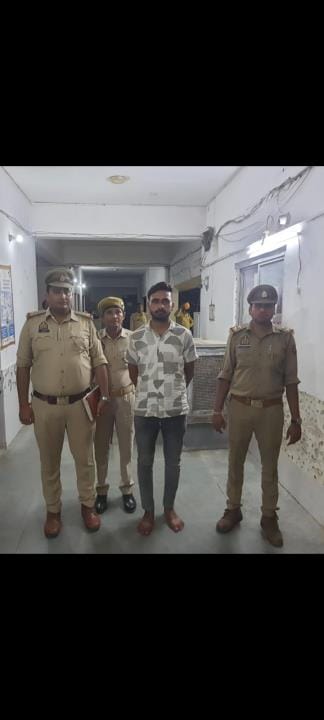 Sex racket operator arrested from hotel in Jehanabad