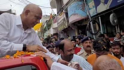 Betul News: BJP state president Hemant Khandelwal's health deteriorated during the welcome ceremony