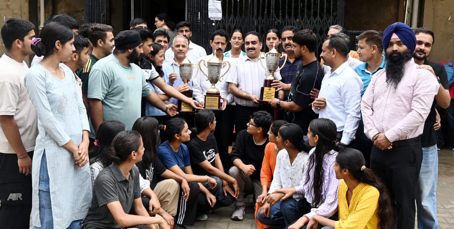 Honor ceremony organized for players