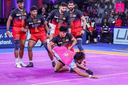 13jjrp10- झज्जर। मैच में प्वाइंट हासिल करते हुए नितिन धनखड़। स्रोत- सोशल मीडिया