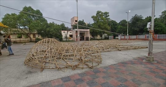 Preparations for Dussehra started in Ujjain, huge effigies of Ravana started being made