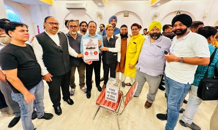 2.5 lakhs collected to help flood victims