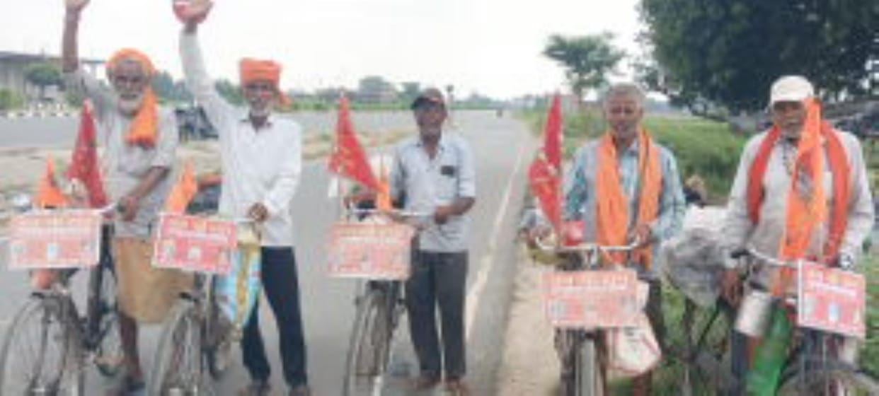 The five friends had done kar seva together, reached Ayodhya by bicycle and had darshan
