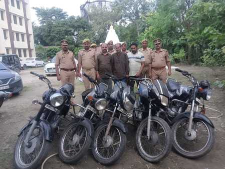Three arrested with stolen bikes