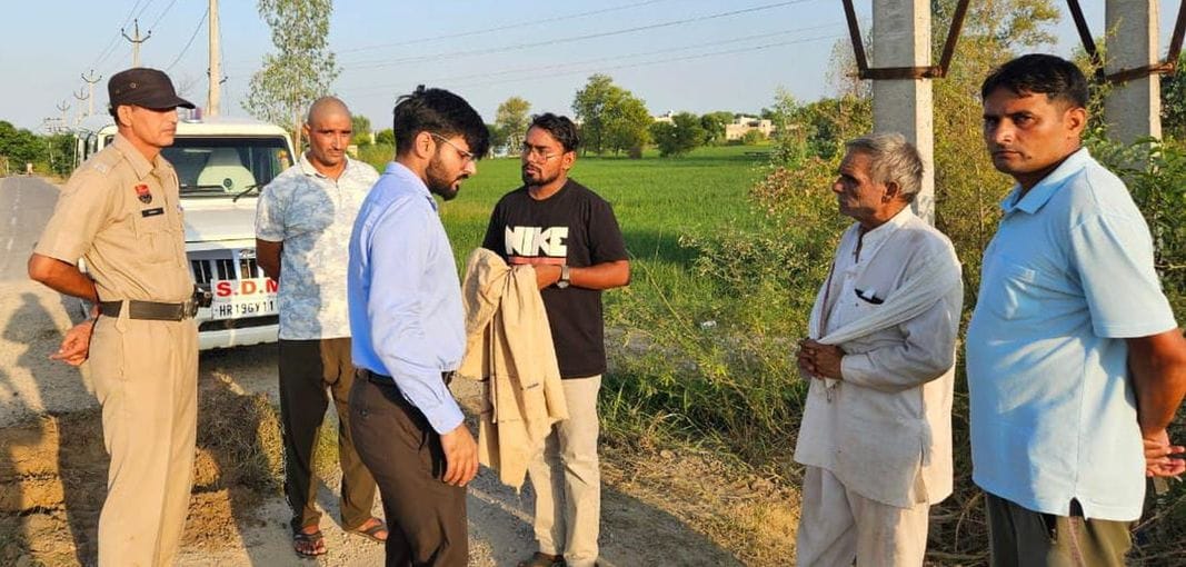 SDM met the farmers, got to know the condition of crops