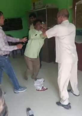 School became an arena, assistant slapped the headmaster