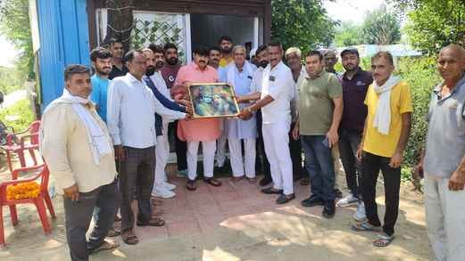The office of Vedprakash Seva Sansthan was inaugurated in Shahbazpur Khalsa