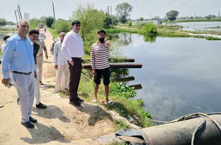 SDM visited the villages and took stock of the drainage