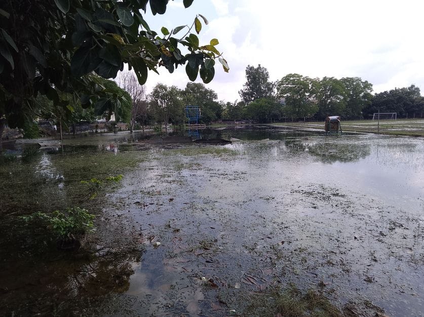 Even after installing the pump set, water did not come out, players and local people are troubled