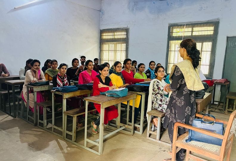 Life is incomplete without Hindi: Prof. Purna Prabha