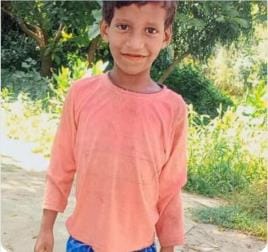 The body of a student who had gone out of his house to study was found in a pit, murder suspected