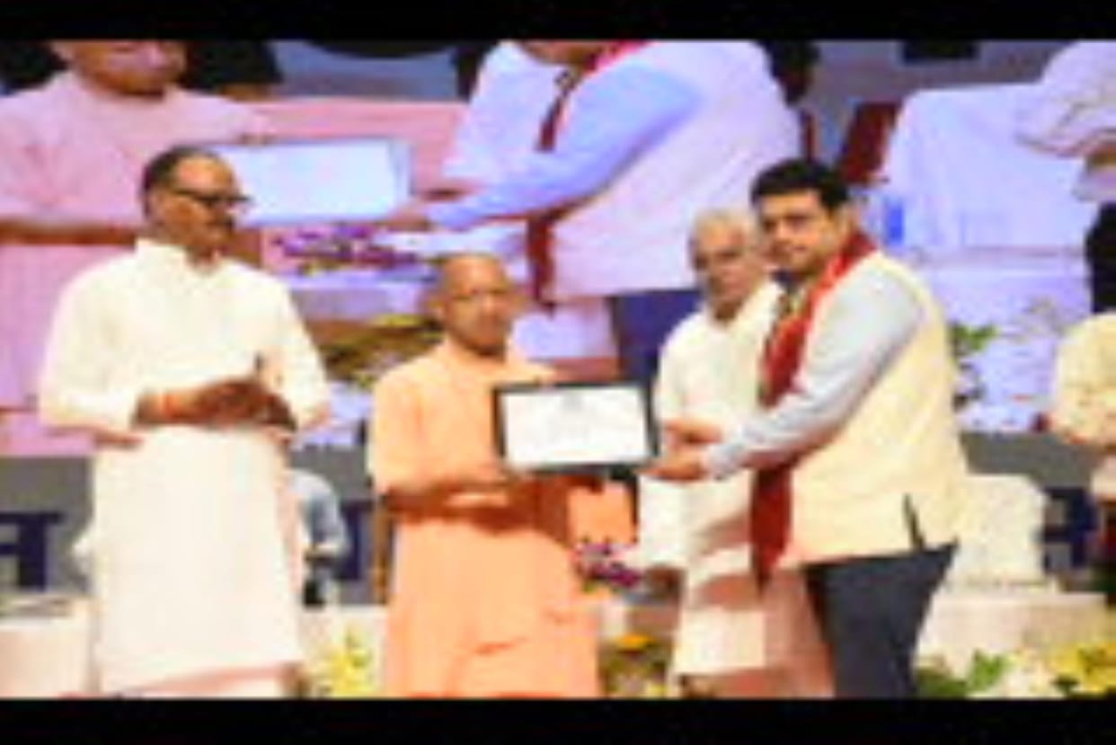Doctors' good behavior with patients is as effective as medicine: Yogi