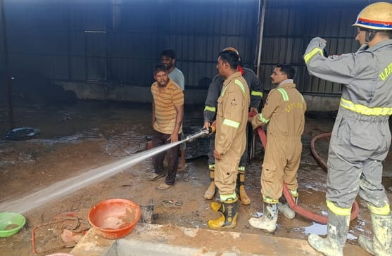 Fireworks caught fire in a factory, fire brigade brought it under control