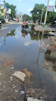 Drain construction on Khatauli-Budhana road is incomplete