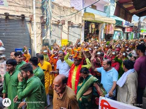 1200 women participated in the Kalash Yatra in Beri