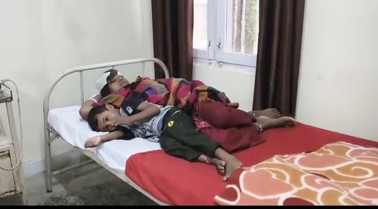 Landslide behind Jawali Hospital, two workers injured