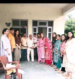 Relief amount given to disaster affected people in Chabutra