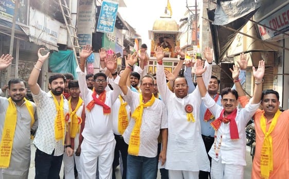Lord Neminath ji's grand chariot procession was taken out with great pomp