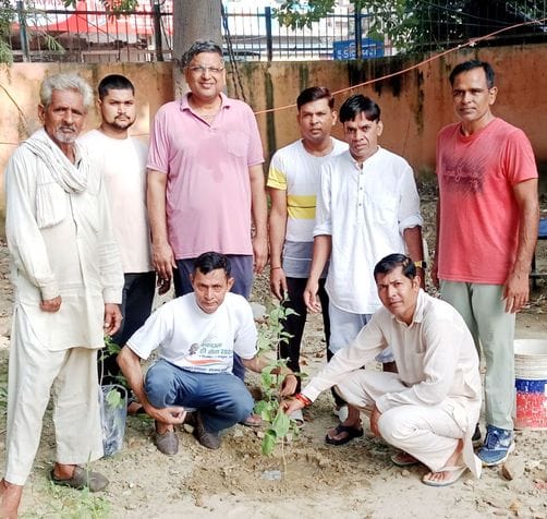 Message of environmental protection given by planting trees