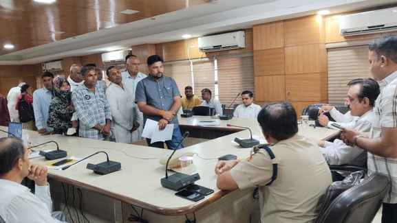 Deputy Commissioner heard the complaints of 95 citizens