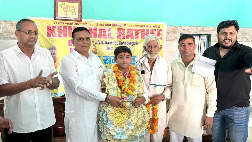 National Games bronze medalist Khushal gets a grand welcome on reaching home