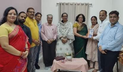 Kavyotsav held on Hindi day, Hindi is the language of the masses